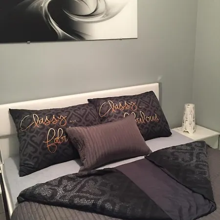 Apartman Grafitowy *